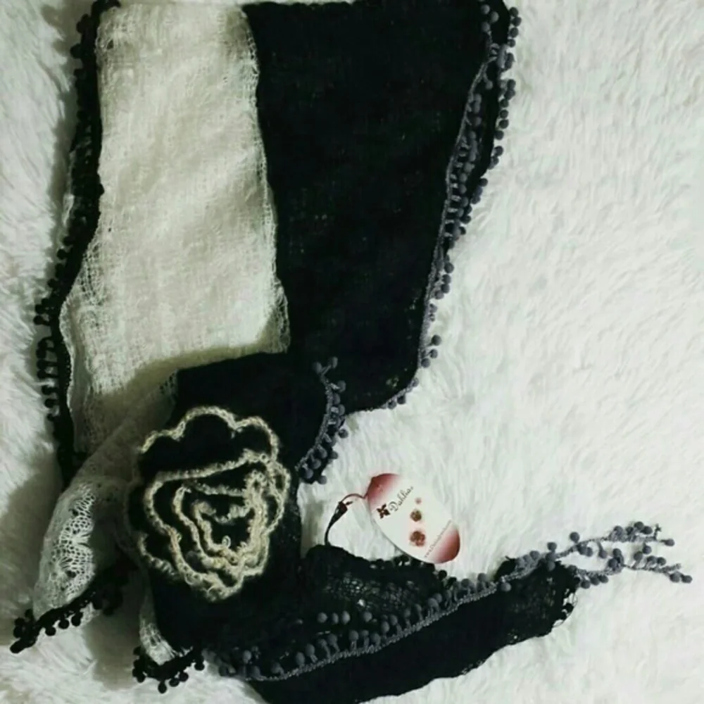Dahlia Mixed Knits Mohair Scarf